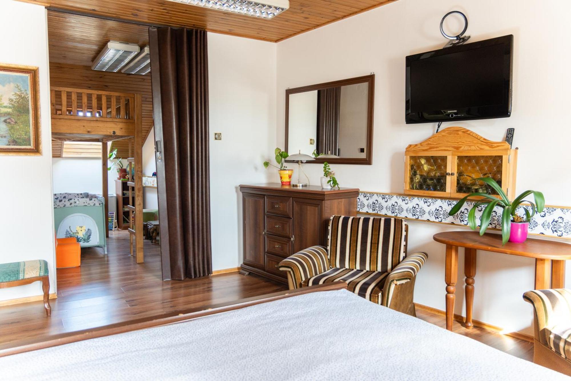 Apartmany Nabrezi Susice Nad Otavou Esterno foto