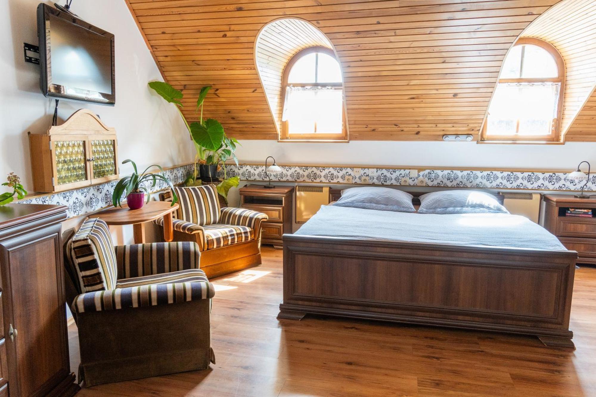 Apartmany Nabrezi Susice Nad Otavou Esterno foto