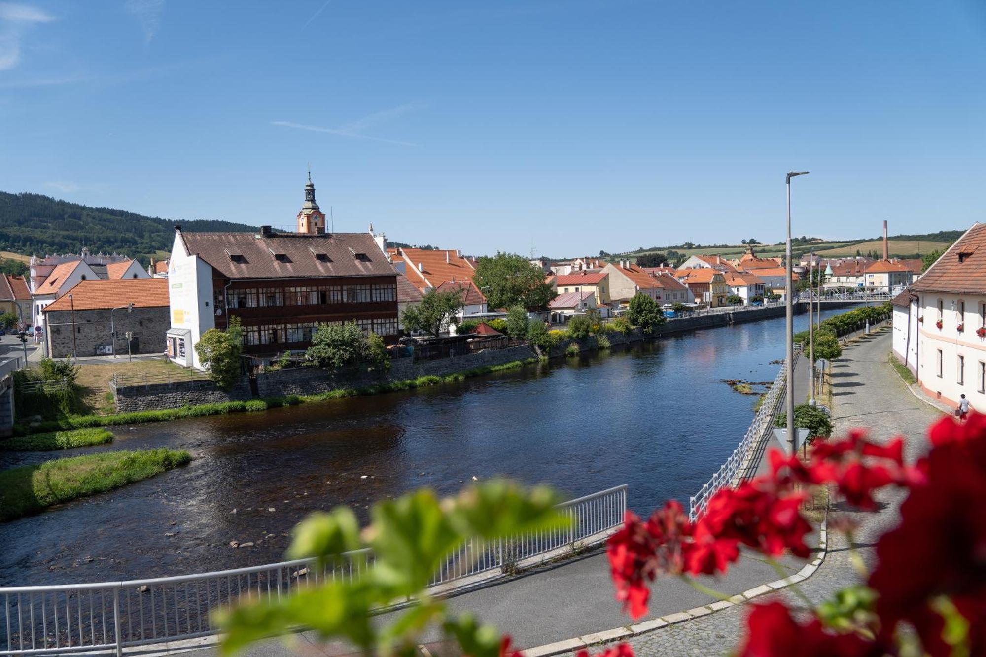 Apartmany Nabrezi Susice Nad Otavou Esterno foto